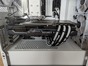 MSI GeForce RTX 3090 SUPRIM X 24GB (7 foto / 10)