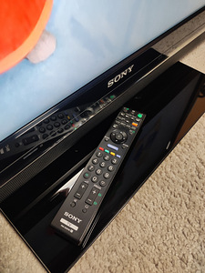 Телевизор SONY 40" (6 фото из 6)