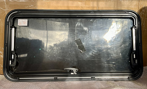 Autoelamu aken 1000x500 - UUS! (3 foto / 6)