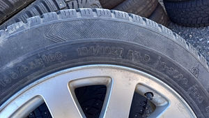 Диски с резиной Audi, Volkswagen. (2 фото из 3)