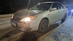 Ostan Toyota marki autosid (5 foto / 8)