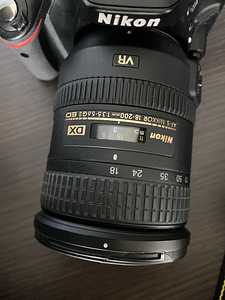 Nikon D5200 nikkor 18-200mm (2 foto / 4)