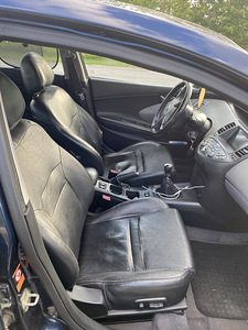 Nissan primera (6 foto / 10)