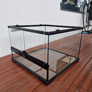 Exo-Terra klaasist Terraariumi 45 x 45x 30 (1 foto / 1)