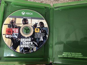 Grand Theft Auto V Xbox series X (3 foto / 3)