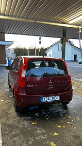 Mitsubishi colt (5 foto / 9)