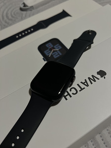 Apple Watch SE 2nd Gen 44 mm (2 foto / 7)