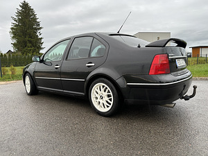 Volkswagen Bora V5 (6 foto / 12)