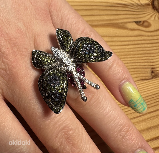 Массивное кольцо бабочка с множеством фианитов серебро 925 (фото #1)