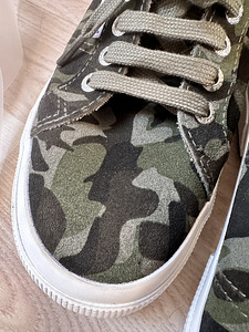 Nahast tossud Superga militaar khaki (4 foto / 6)