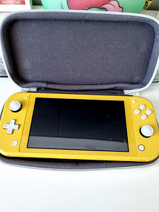 Nintendo SWITCH (1 foto / 1)