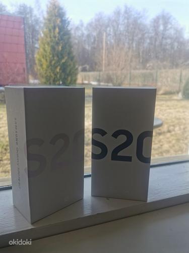 Продам новуый в коробке Samsung S20fe 5G (фото #1)