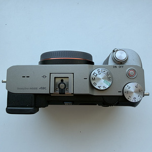 Sony A7C + клетка (4 фото из 6)