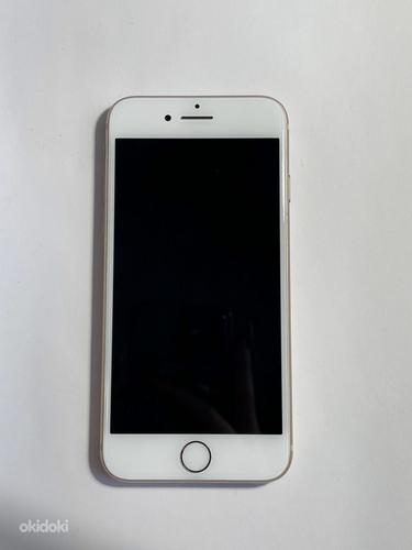 iPhone 8 (фото #1)