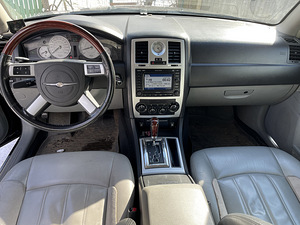 Chrysler 300c. 3.0crd.160kw.2008a (8 foto / 9)