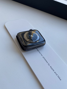 Apple Watch 4 Black 44mm. Nike+ (7 foto / 9)