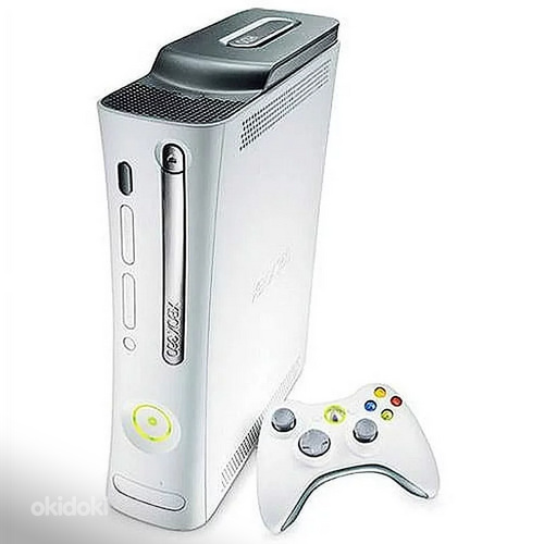 Игровая приставка Xbox 360 (фото #1)
