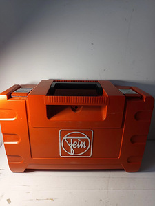 Nurklihvija Fein CCG 18-125 BL; 18 V terve komplekt! (2 foto / 5)