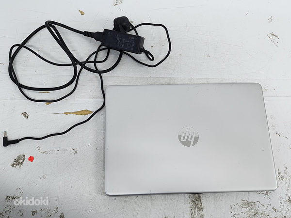 Ноутбук HP 15s fq0xxx с зарядным устройством (фото #2)