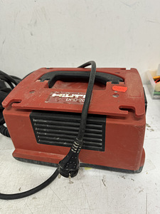Betoonilihvija Hilti DG150 (4 foto / 4)