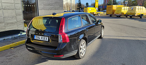 Volvo V50 (7 foto / 8)