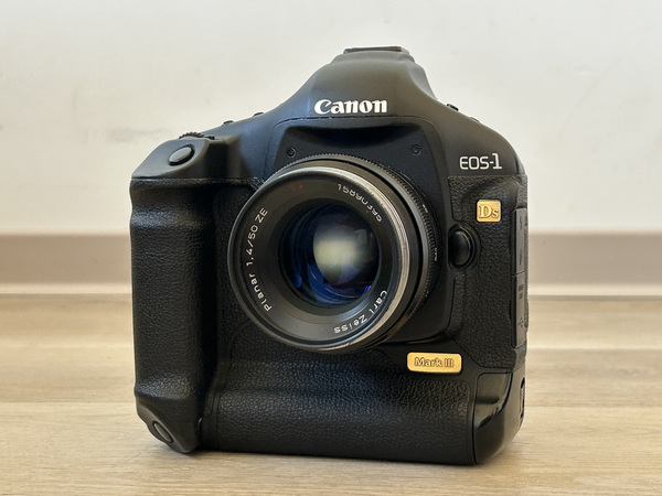 Canon EOS 1Ds Mk 3
