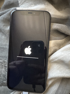 iPhone 11 64 GB (1 foto / 6)