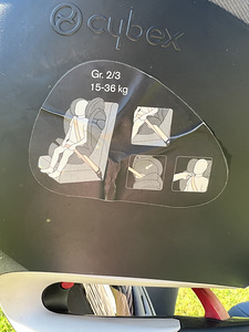 Cybex isofix 9-36kg (7 foto / 7)