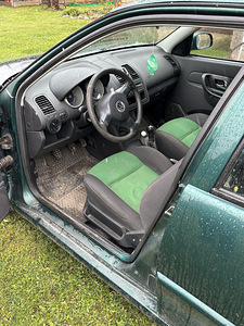Volkswagen polo 1.9 sdi (4 foto / 5)