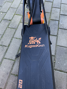 Kugoo Kirin G2 pro 2022 (9 foto / 9)