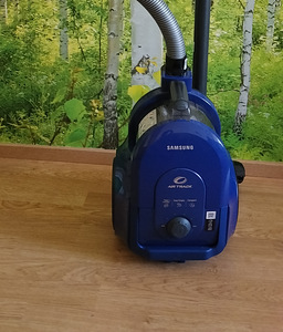 Müüa tolmuimeja Samsung SC43U0 (1 foto / 3)