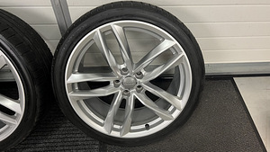 20" Audi originaal valuveljed 5x112 + rehvid 255/35/20 (5 foto / 6)