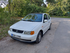 Volkswagen Polo (7 foto / 7)