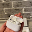 Apple AirPods Pro 2 (фото #2)