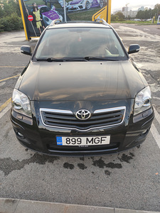 Toyota avensis 2006. (4 foto / 13)