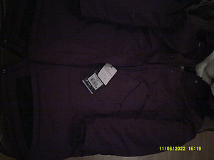 НОВАЯ женская зимняя куртка L/XL(HUPPA)в магазине она 177eur