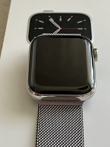 Apple Watch 6 44mm Stainless Steel Silver + LTE (1 foto / 6)