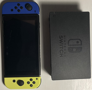 Nintendo Switch (3 foto / 5)