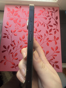 iPhone 14 128 gb (2 foto / 4)