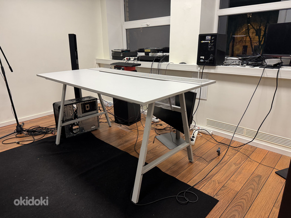 Ikea UTESPELARE laud