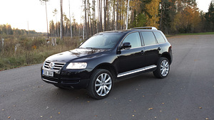 VW TOUAREG (5 foto / 14)