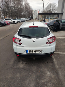 Renault Megane (2 фото из 3)