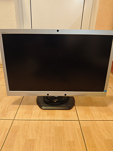 Philips 241P4Q 24" IPS LED монитор