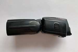Canon Speedlite 600EX-RT (4 foto / 8)
