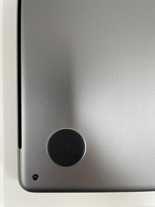MacBook Pro 16 2021 M1 Pro 16GB 512GB (9 foto / 9)
