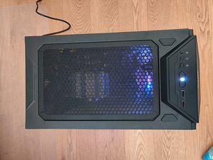Ryzen™ 5 3600XT/GTX 1080Ti/16GB/M2+HDD Gamer PC (6 foto / 8)