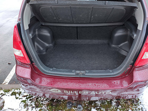 Suzuki Liana (13 foto / 15)