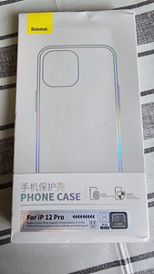 Чехол iPhone 12pro + защитная пленка (2 фото из 3)