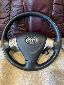Rool ja turvapadi Toyota Corolla e150
