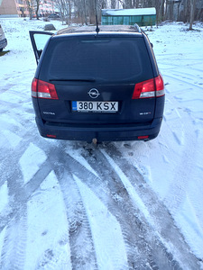 Opel Vectra (3 фото из 15)
